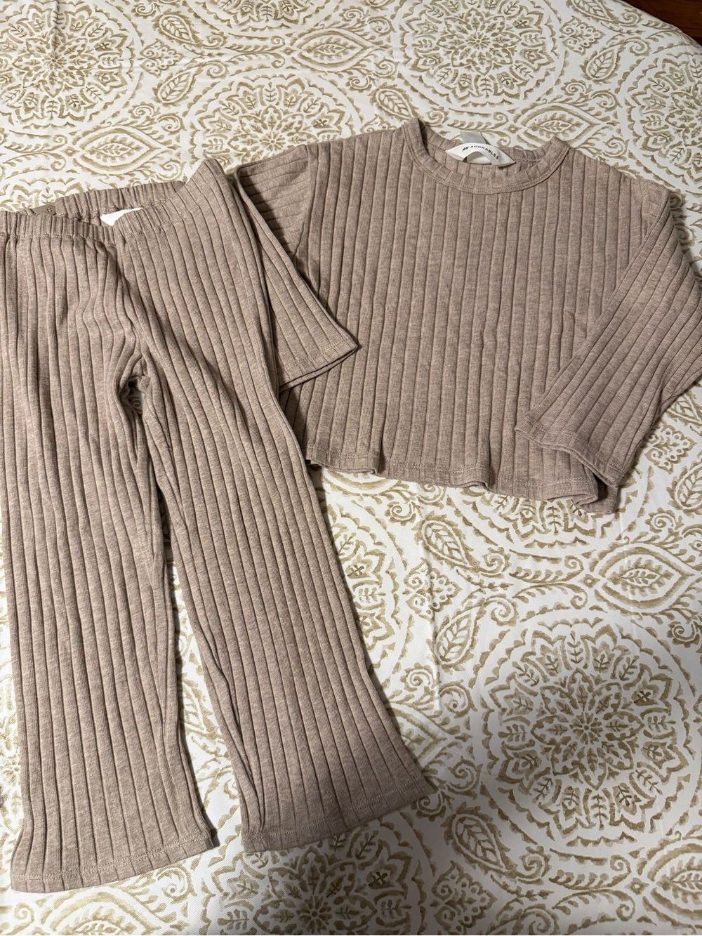 Girls hm tan set